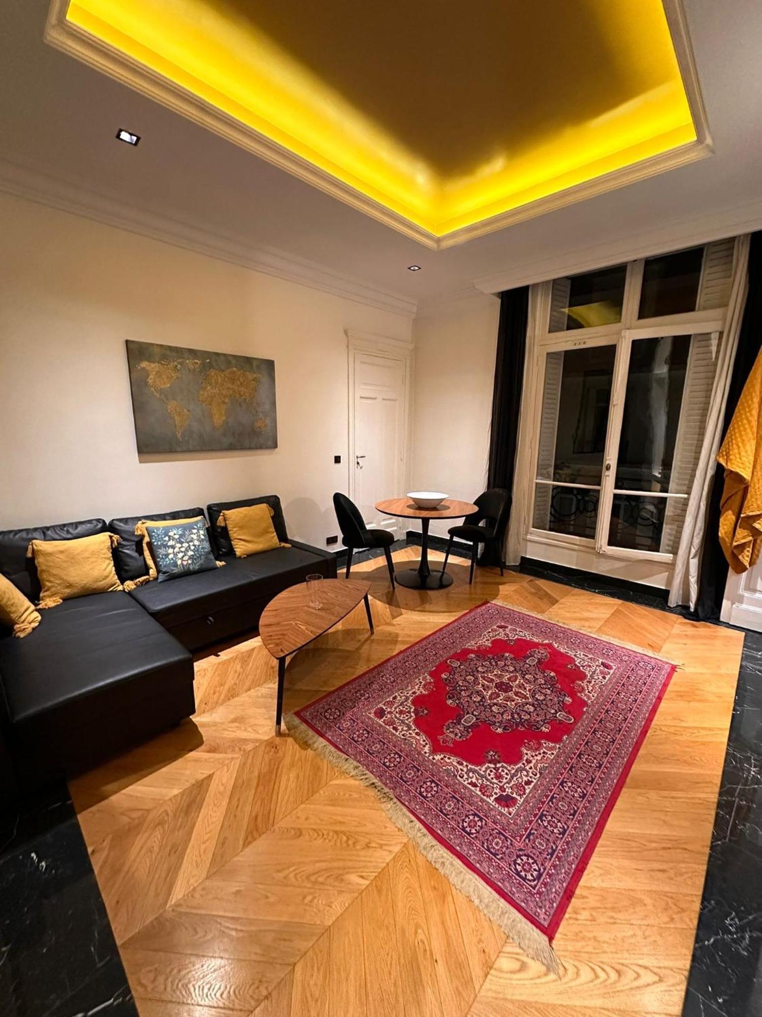 Appartement Cosy Sur Les Champs-Elysees Renoved Παρίσι Εξωτερικό φωτογραφία